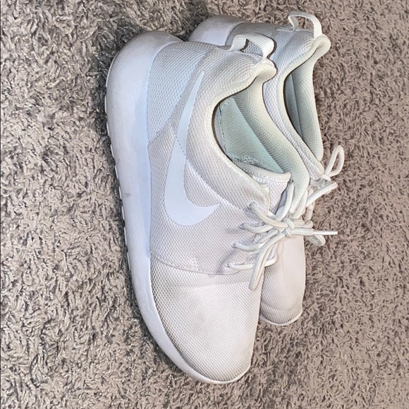 cleaning white roshes